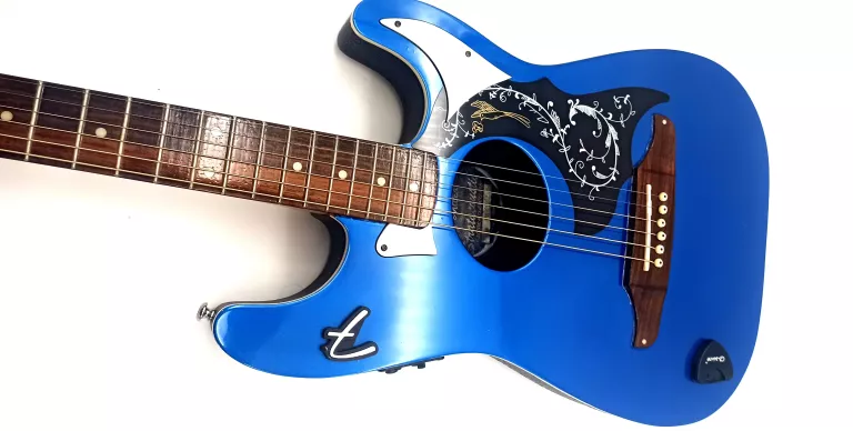 GITARA ELEKTRO-AKUSTYCZNA FENDER STRATACOUSTIC