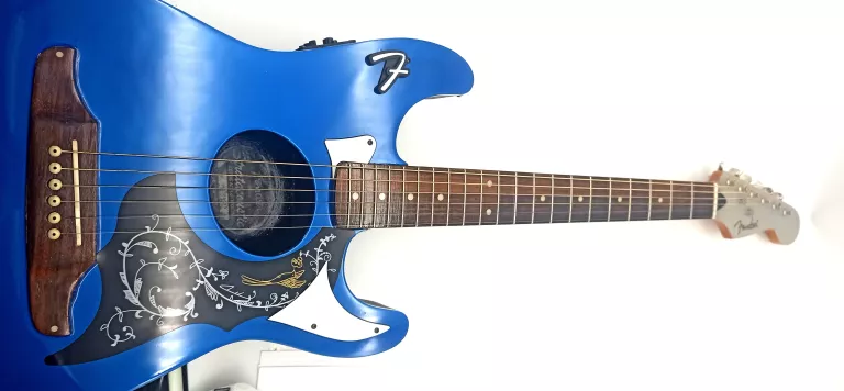 GITARA ELEKTRO-AKUSTYCZNA FENDER STRATACOUSTIC