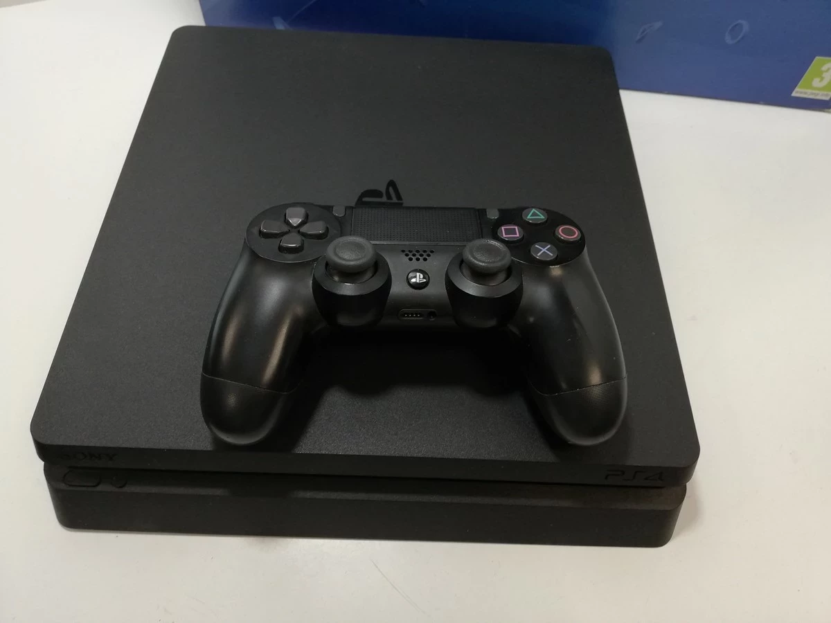 konsola-ps4-500gb-pudelko-kod-producenta-cuh-1116a