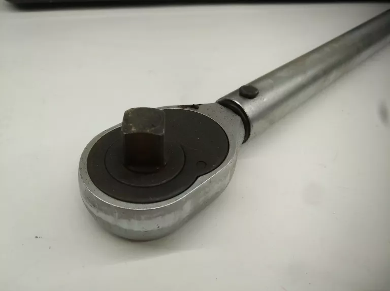 KLUCZ DYNAMOMETRYCZNY LUX TOOLS 42-210 NM