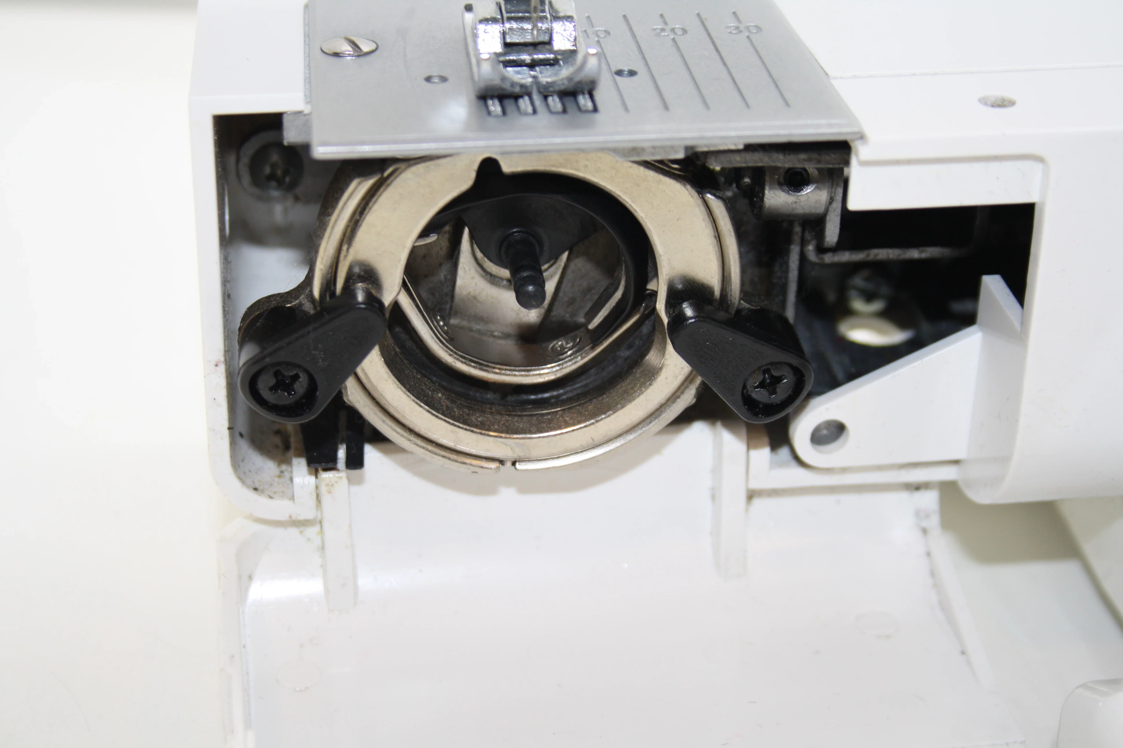 maszyna-do-szycia-arka-radom-888n-product-id