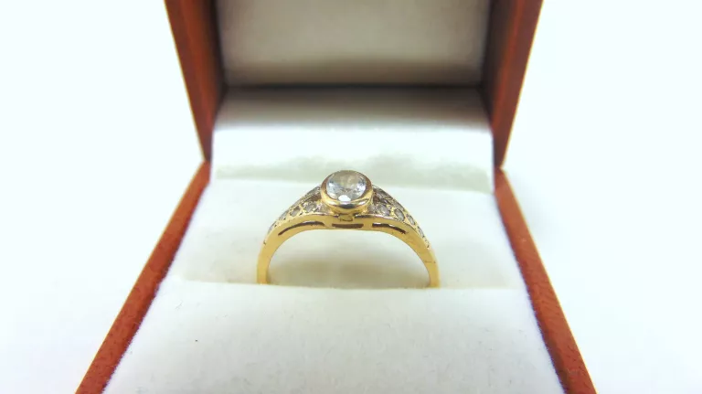 urokliwy-zloty-pierscionek-pr-585-r15-zamkowa-16-lubawa