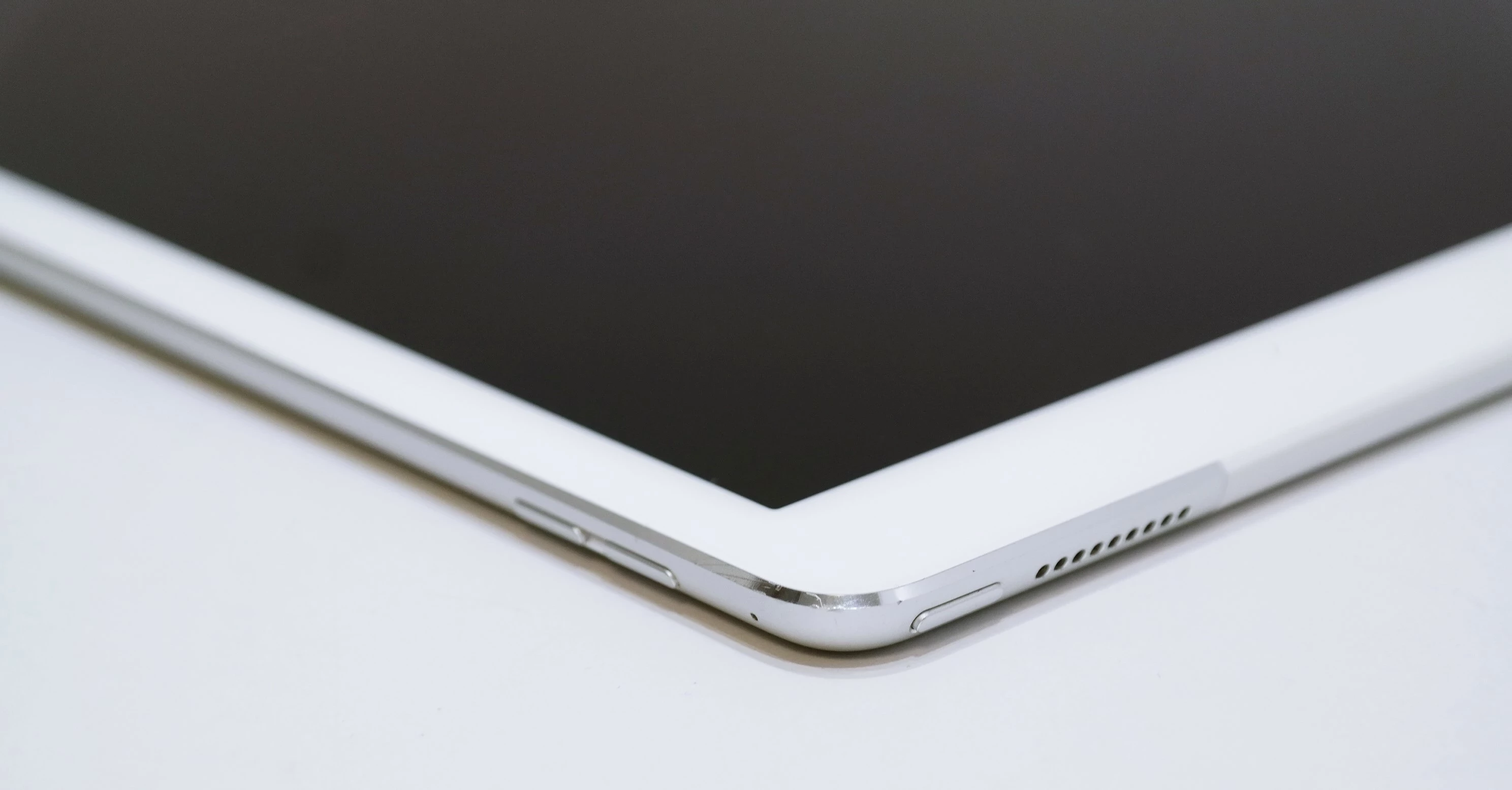 apple-ipad-pro-a1652-cellular-129-4gb-128gb-lte-wbudowana-pamiec-128-gb