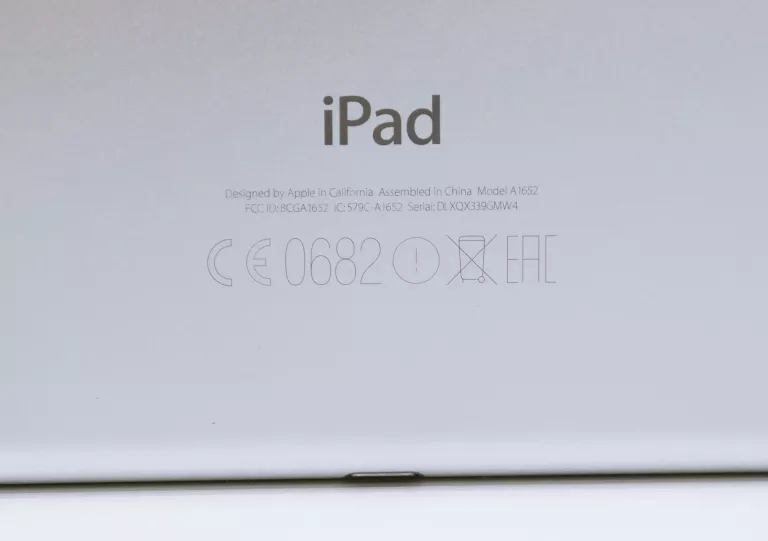 apple-ipad-pro-a1652-cellular-129-4gb-128gb-lte-kolor-srebrny