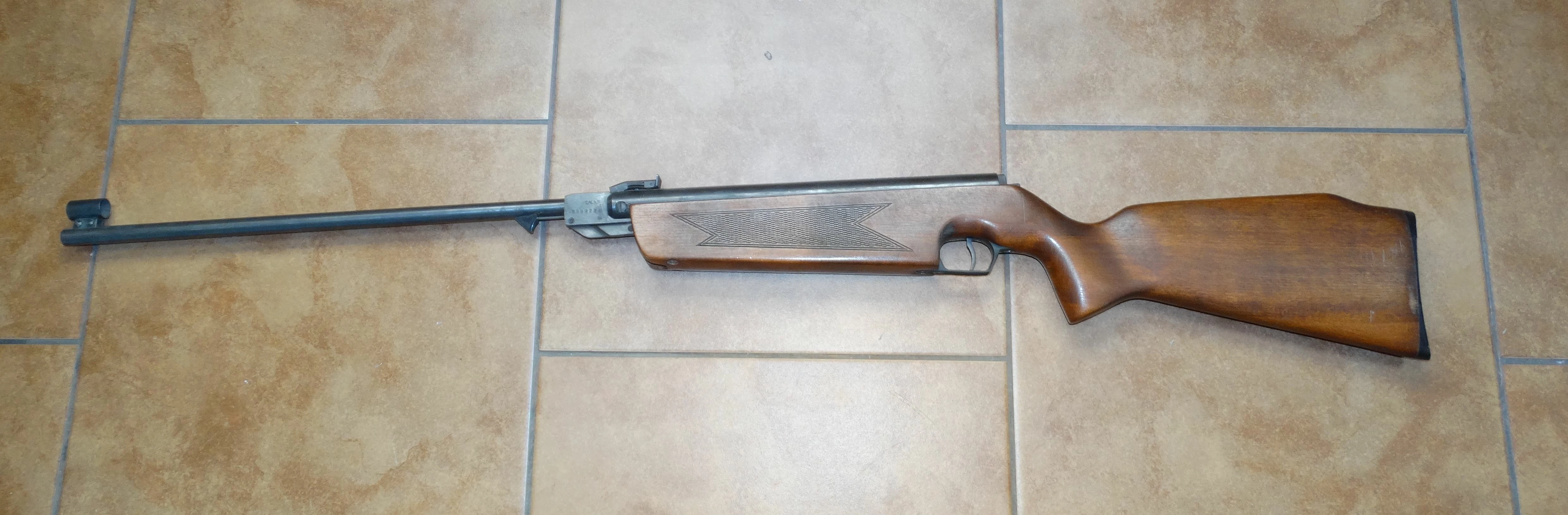 wiatrowka-slavia-631-model-77-lux-stan-uzywany