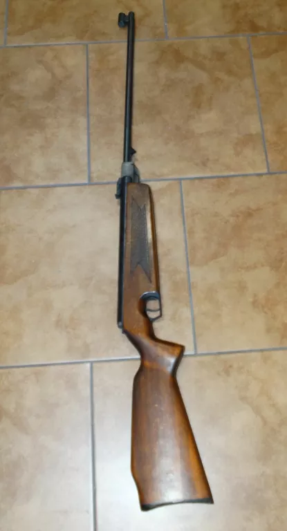 wiatrowka-slavia-631-model-77-lux-rodzaj-wiatrowki-sprezynowe