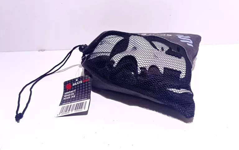 zestaw-ochraniaczy-na-rolki-skatewiz-w-etui-bema-1-szprotawa