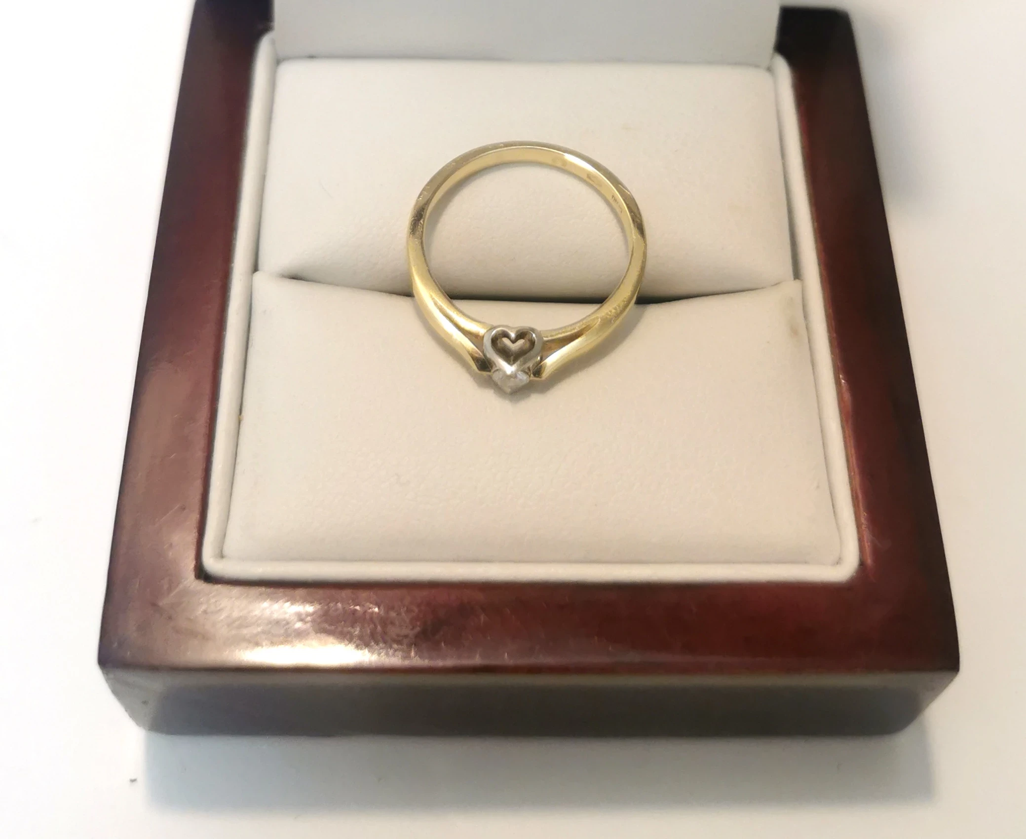 zloty-pierscionek-z-brylantem-p585-220g-daszynskiego-2-ustron