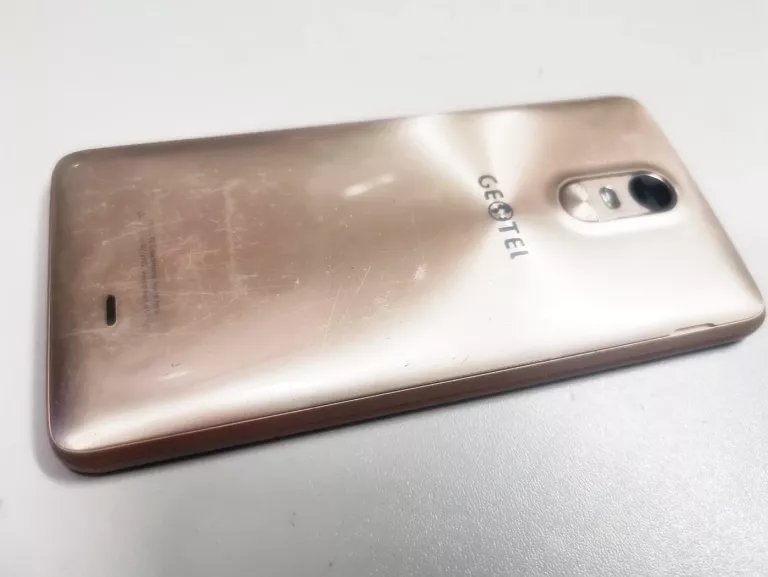 TELEFON GEOTEL NOTE USZKODZONY