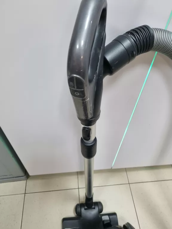 ODKURZACZ SAMSUNG VW17H9090HC