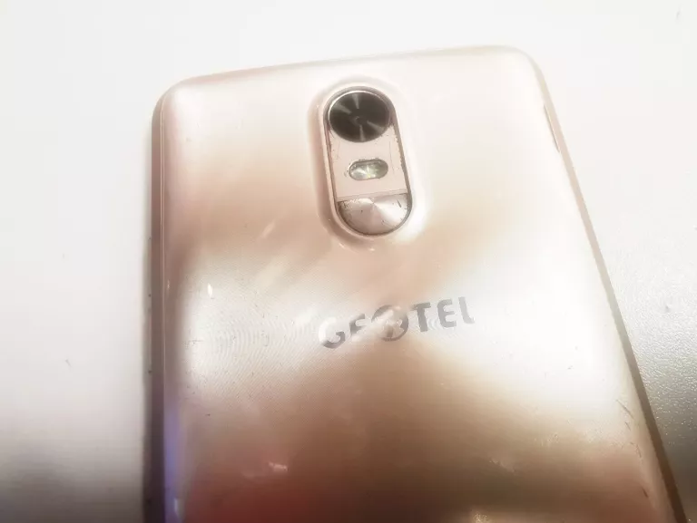 TELEFON GEOTEL NOTE USZKODZONY