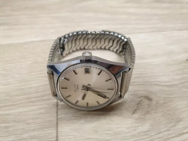 ZEGAREK MECHANICZNY POLJOT 17 JEWELS MADE IN USSR