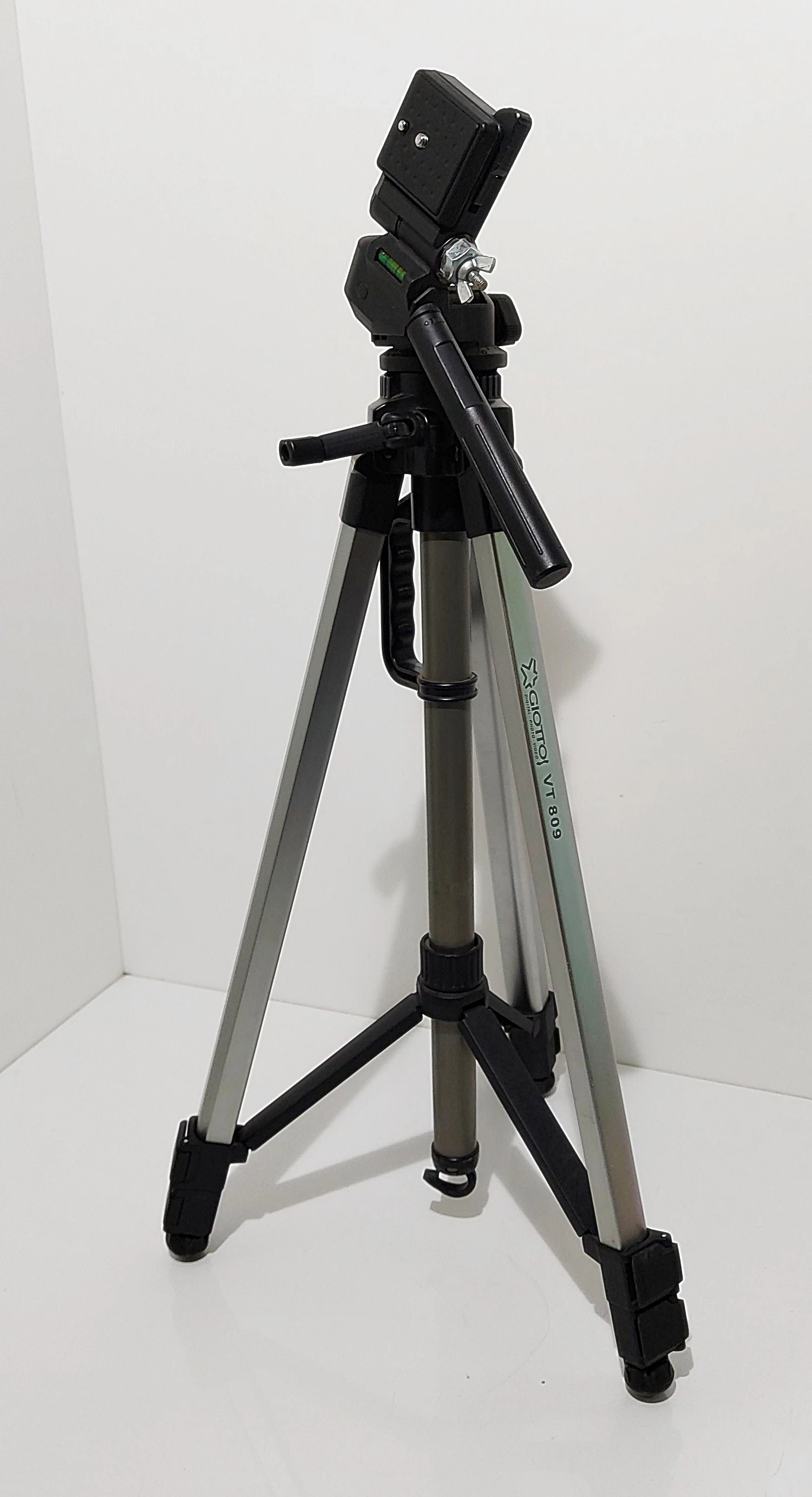 aluminiowy-statyw-giottos-vt-809-chmielna-98-warszawa