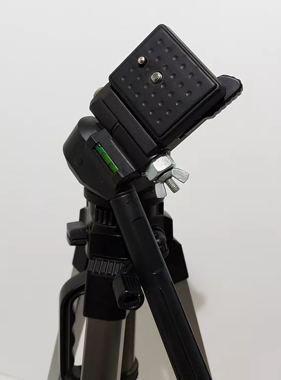 aluminiowy-statyw-giottos-vt-809-model-giottos-vt-809