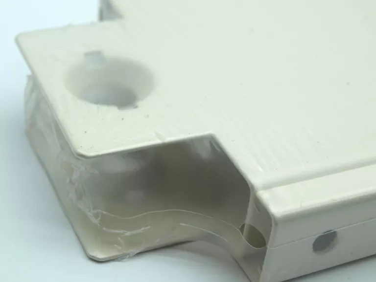 rozdzielnica-schneider-electric-08720-rodzaj-rozdzielnica