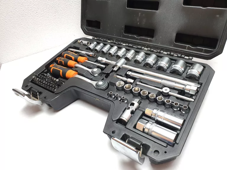 zestaw-kluczy-nasadowych-magnusson-marka-magnusson