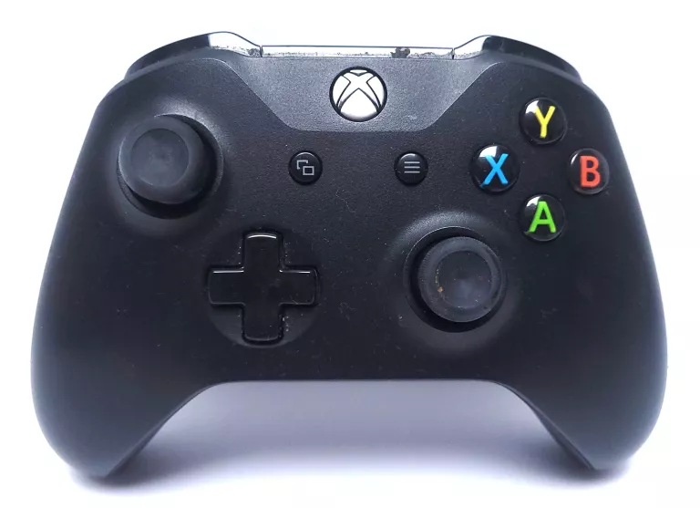 PAD XBOX ONE CZARNY Z WEJŚCIEM NA SŁUCHAWKI
