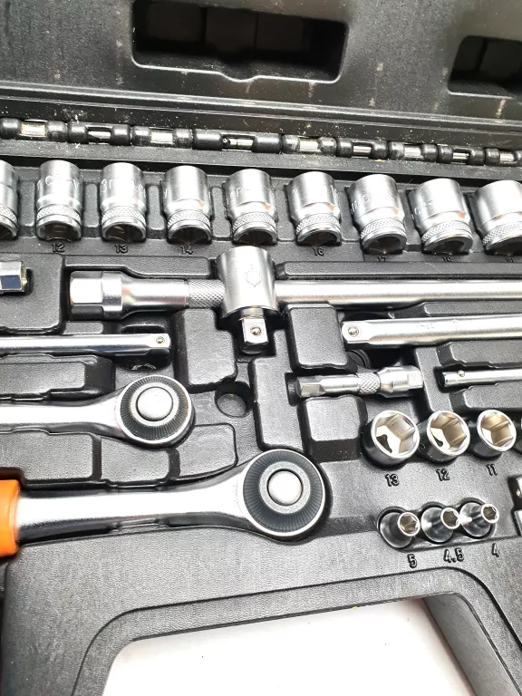 zestaw-kluczy-nasadowych-magnusson-kod-producenta-inny