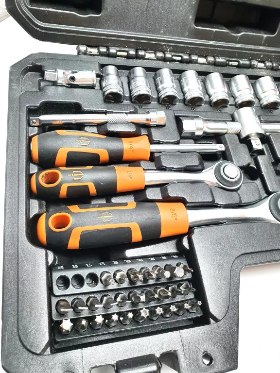 zestaw-kluczy-nasadowych-magnusson-ean-276346346464