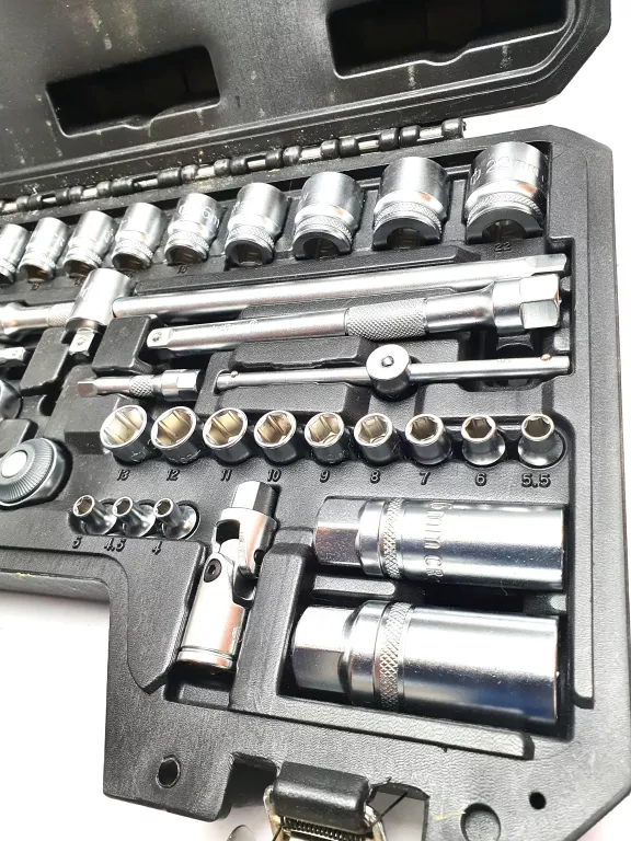 zestaw-kluczy-nasadowych-magnusson-product-id