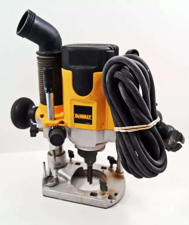 FREZARKA GÓRNOWRZECIONOWA DEWALT DW622