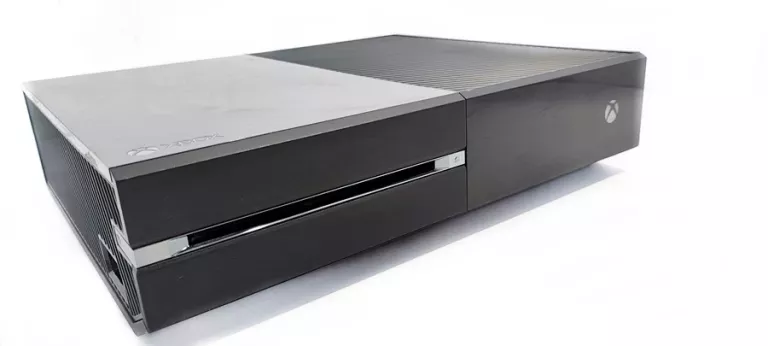 KONSOLA XBOX ONE 500GB MODEL: 1540