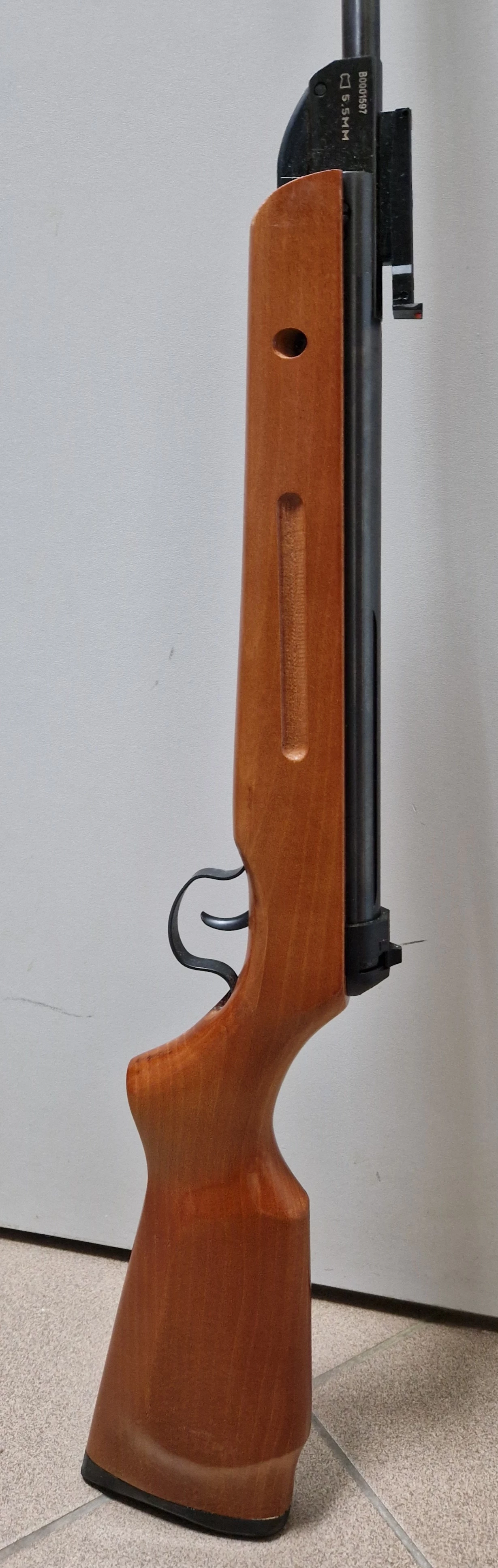 wiatrowka-huzar-55mm-gwintowana-lufa-super-stan-kod-producenta-b2-55-mm