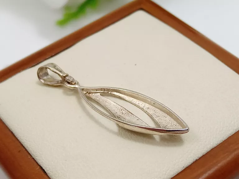 srebrna-zawieszka-listek-140g-925-material-15835-4