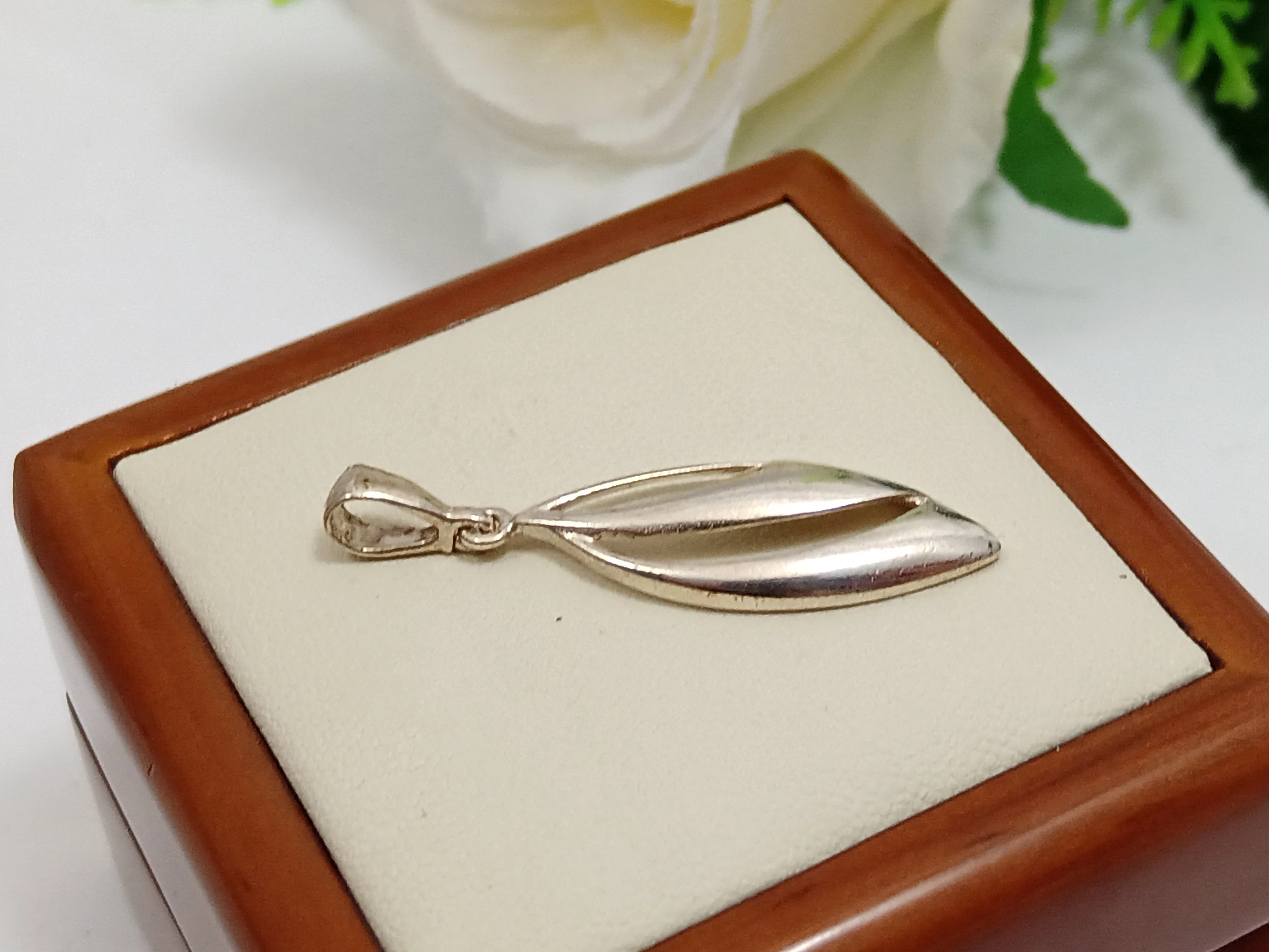 srebrna-zawieszka-listek-140g-925-armii-krajowej-1a-goldap