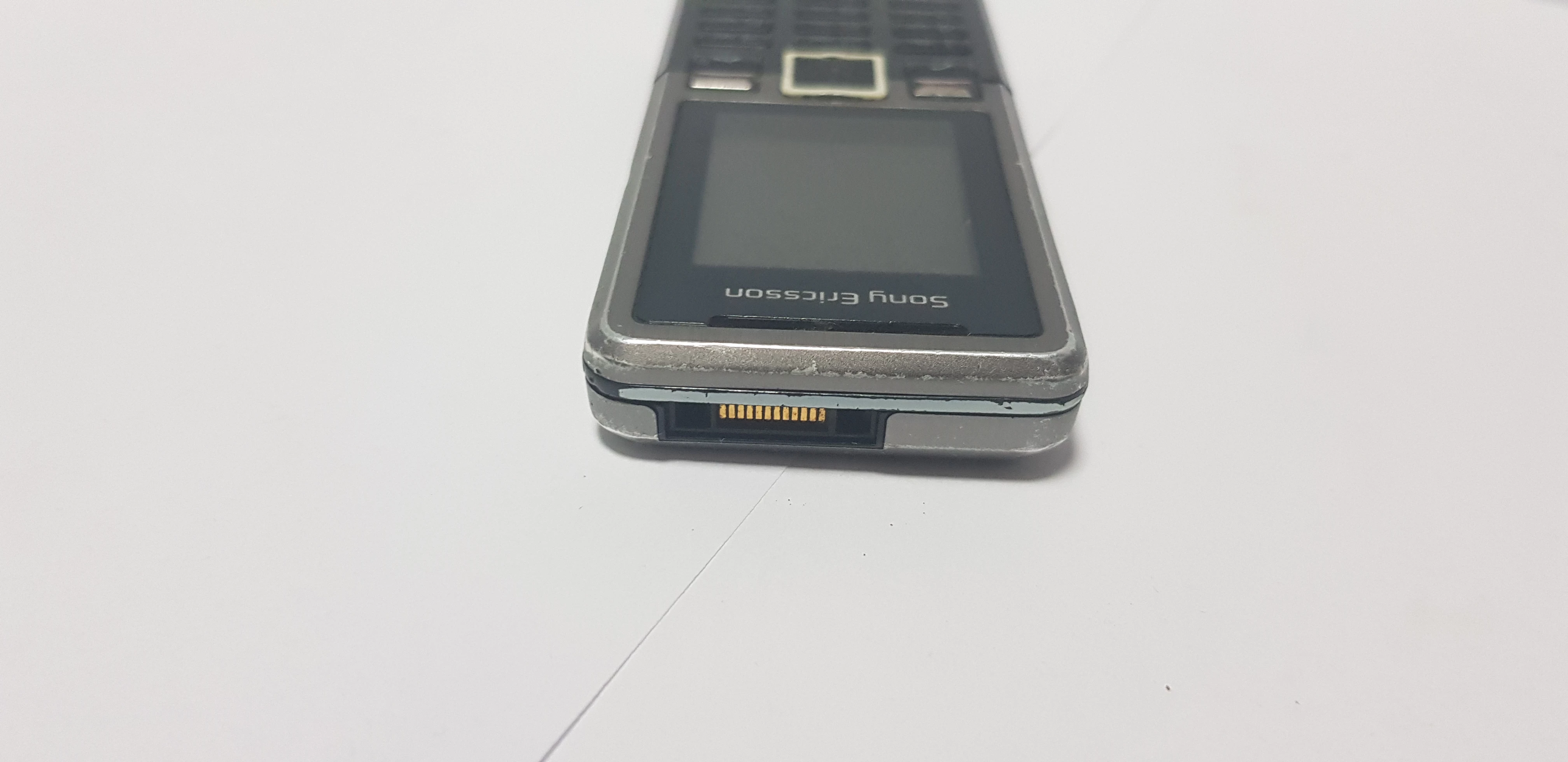 sony-ericsson-t280i-typ-telefon-komorkowy