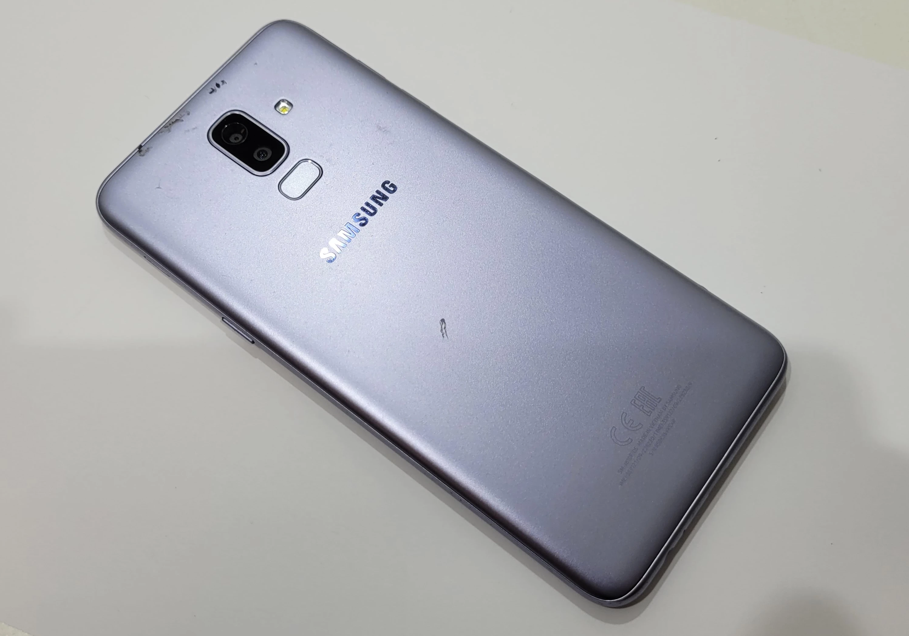 telefon-samsung-galaxy-j8-kolor-inny