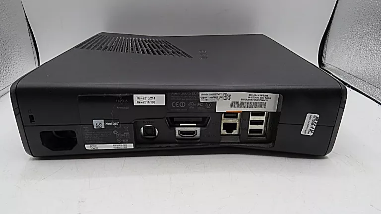 konsola-xbox-360-at-okazja-at-kolor-czarny