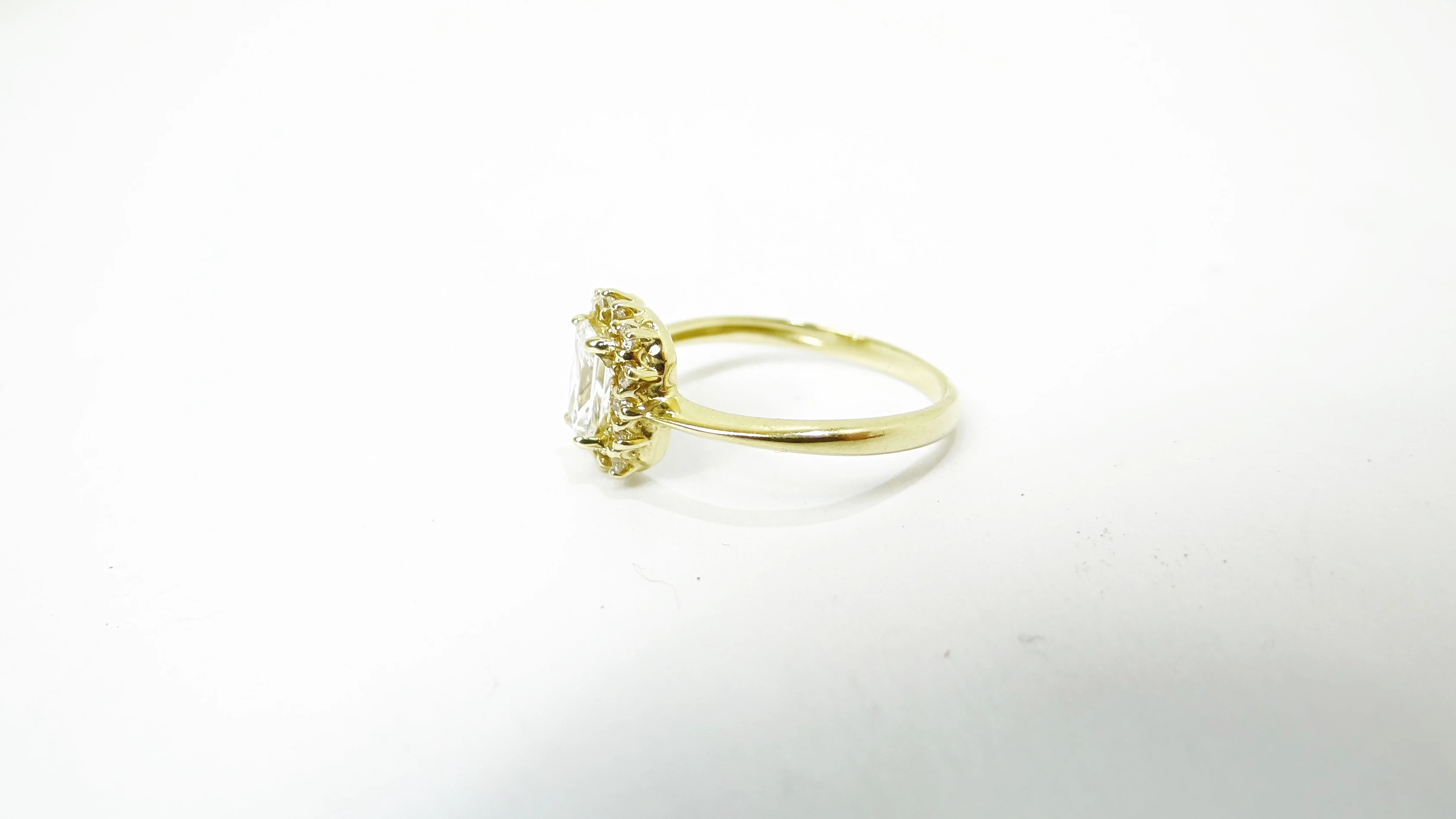 zloty-pierscionek-14ct-215g-13r-ean-gtin-5905868206142