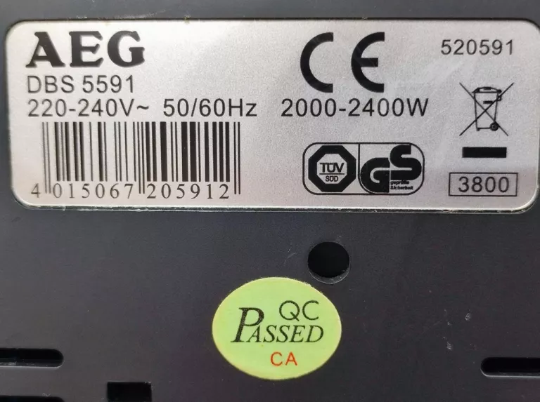 zelazko-ze-stacja-parowa-aeg-dbs-5591-moc-2400