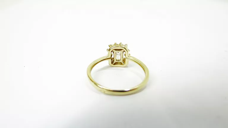 zloty-pierscionek-14ct-215g-13r-stan-11323-2