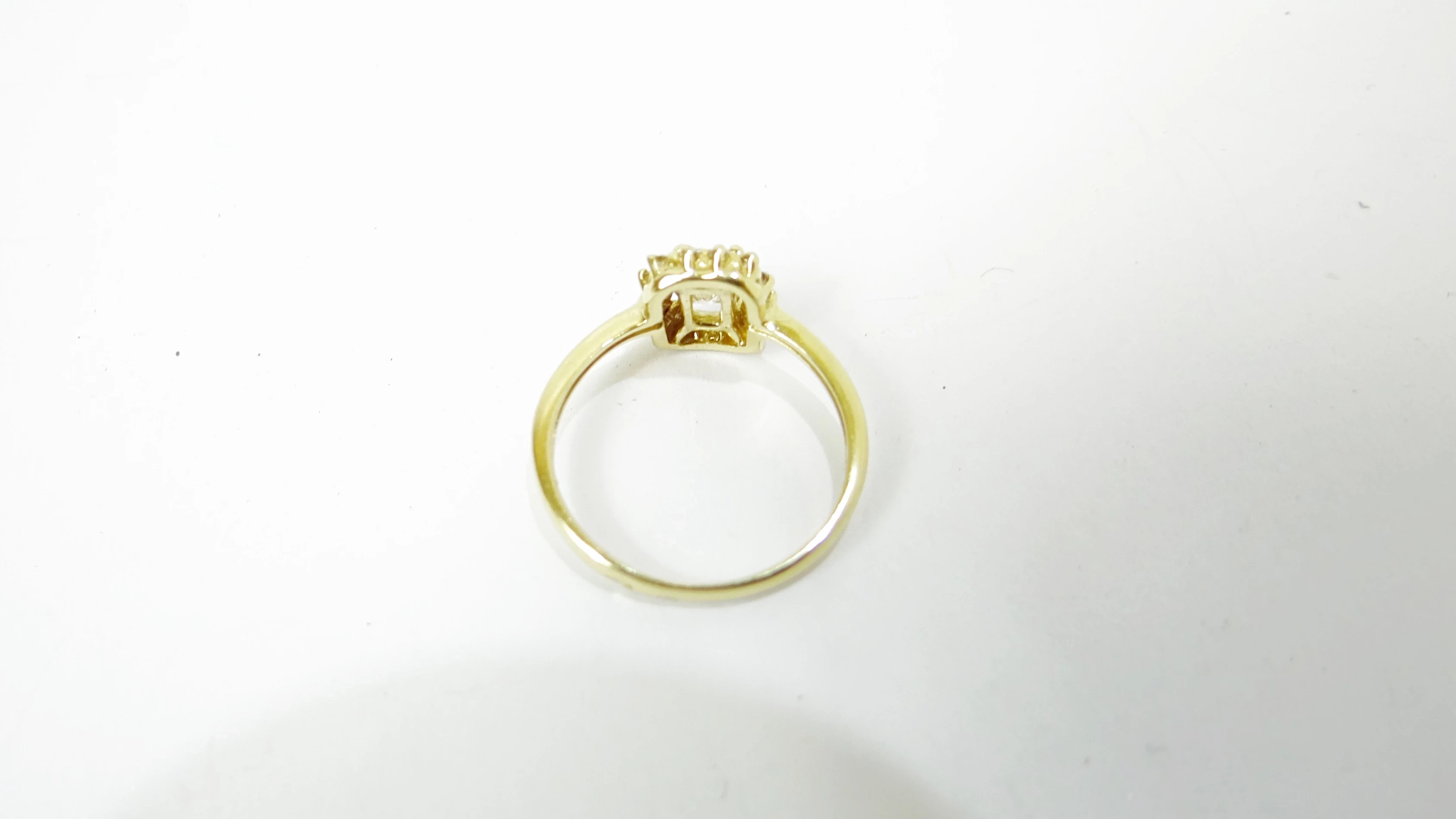 zloty-pierscionek-14ct-215g-13r-rodzaj-2205-16