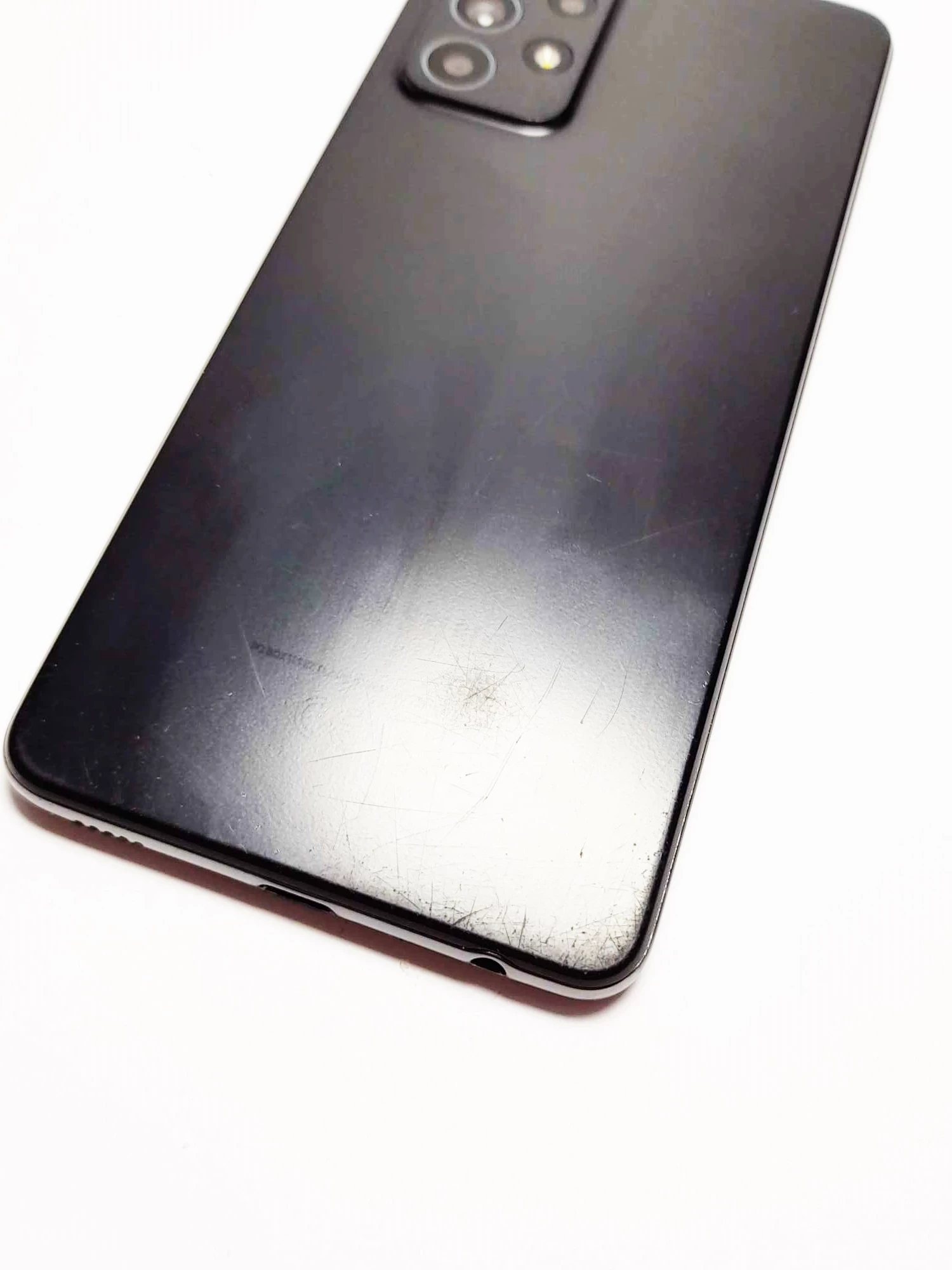 smartfon-samsung-galaxy-a52-komplet-opis-typ-smartfon