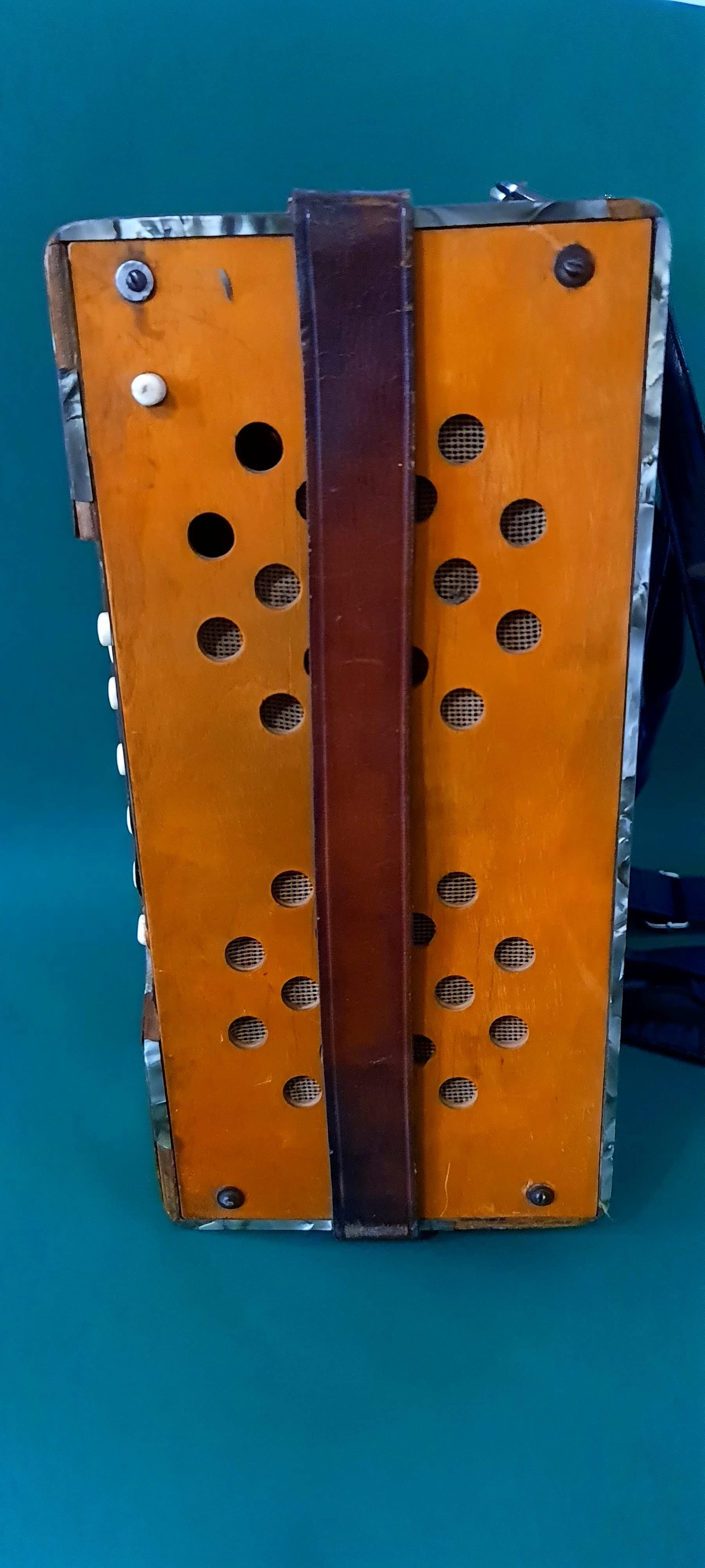 akordeon-troubadour-ean-gtin-750749113942