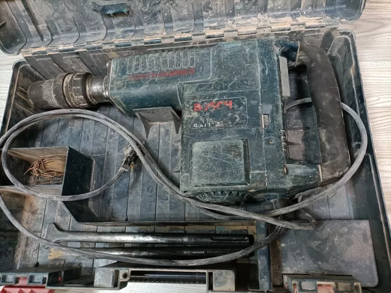 MŁOT UDAROWY BOSCH GSH 11 E