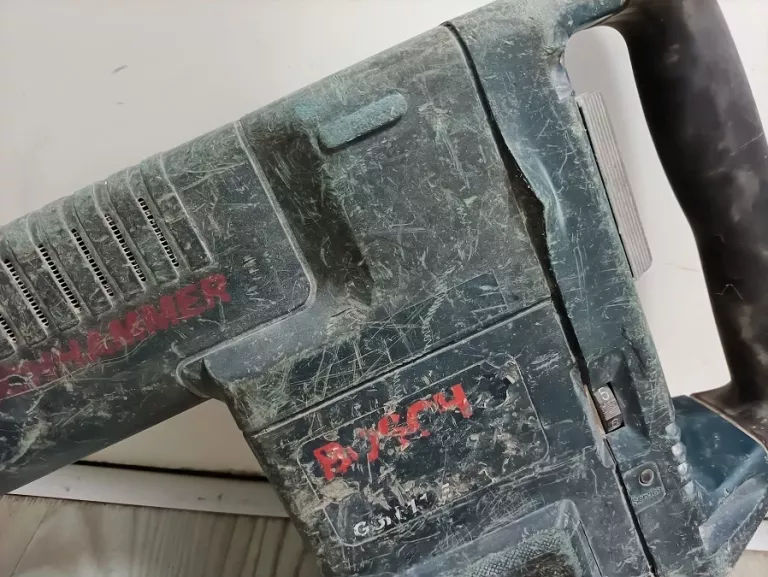 MŁOT UDAROWY BOSCH GSH 11 E