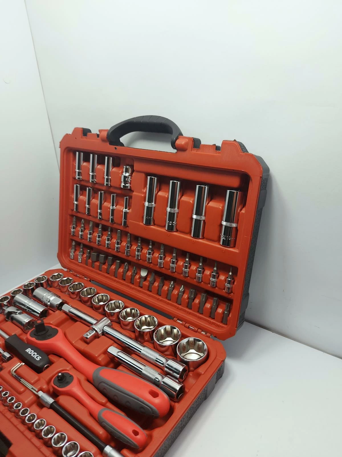 zestaw-kluczy-rocks-94-el-rodzaj-klucza-nasadowy