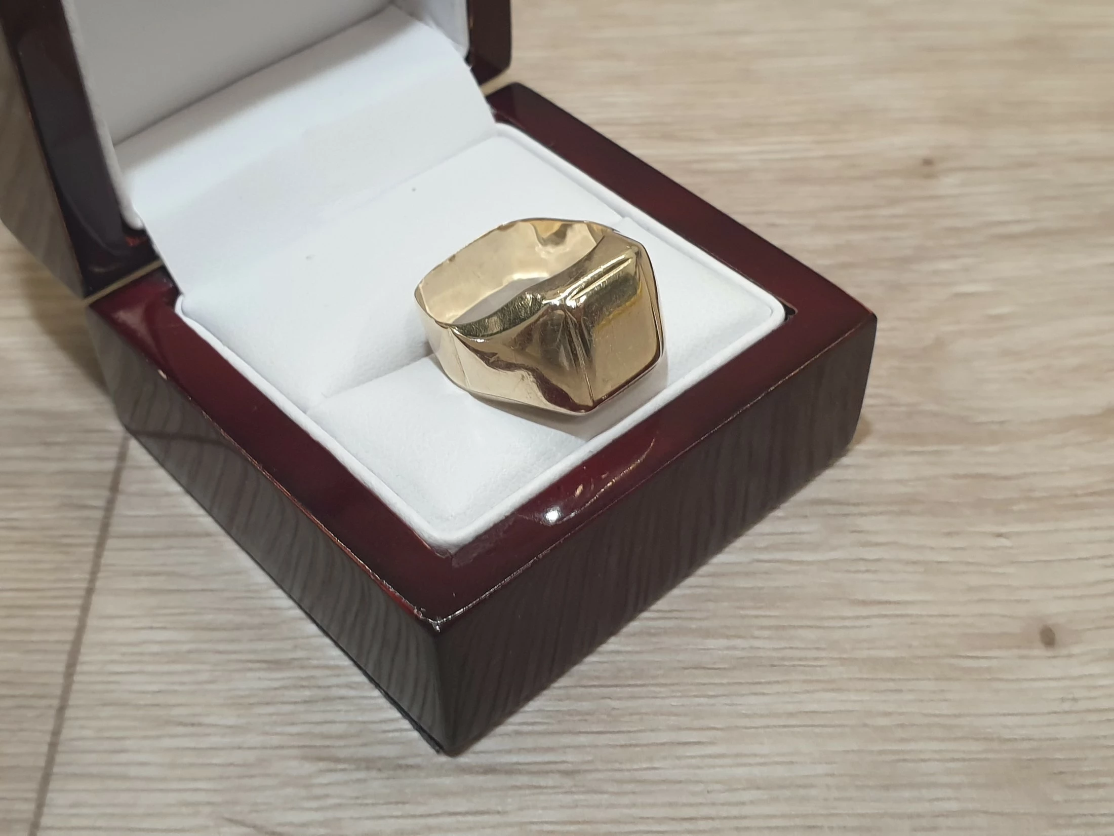 zloty-sygnet-558g-pr585-roz21-wroclawska-6-opole-sj