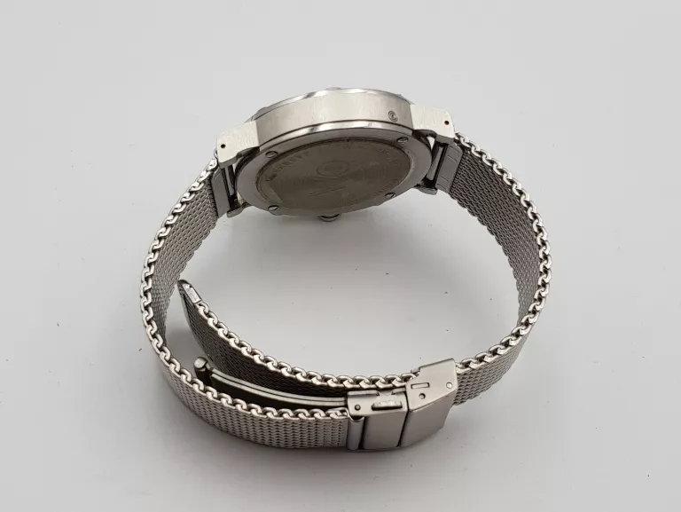 ZEGAREK RAYMOND WEIL GENEVE W1 8000