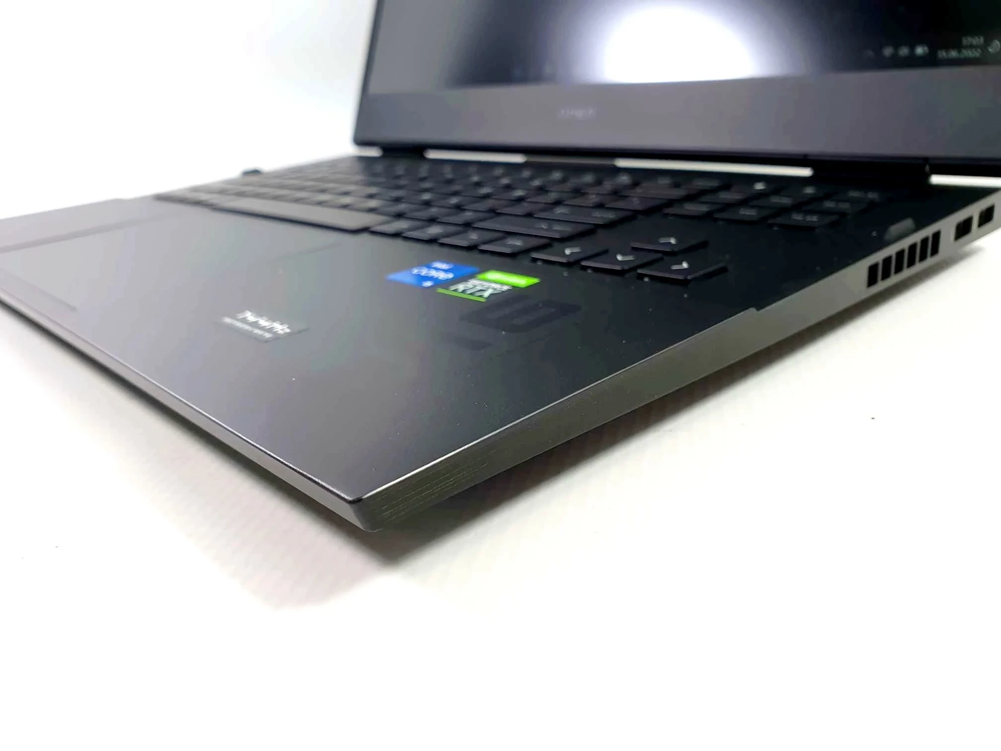 hp-omen-16-b0020nw-i5-11512-ssd16gb-gwarancja-rozdzielczosc-px-1920-x-1080