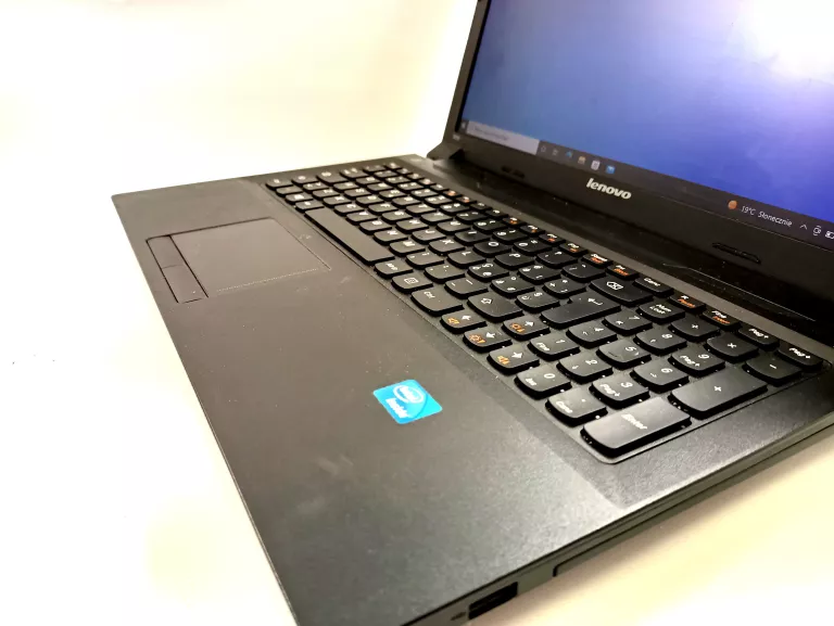 LAPTOP LENOVO B590 4GB RAM/ 192GB SSD INTEL I3
