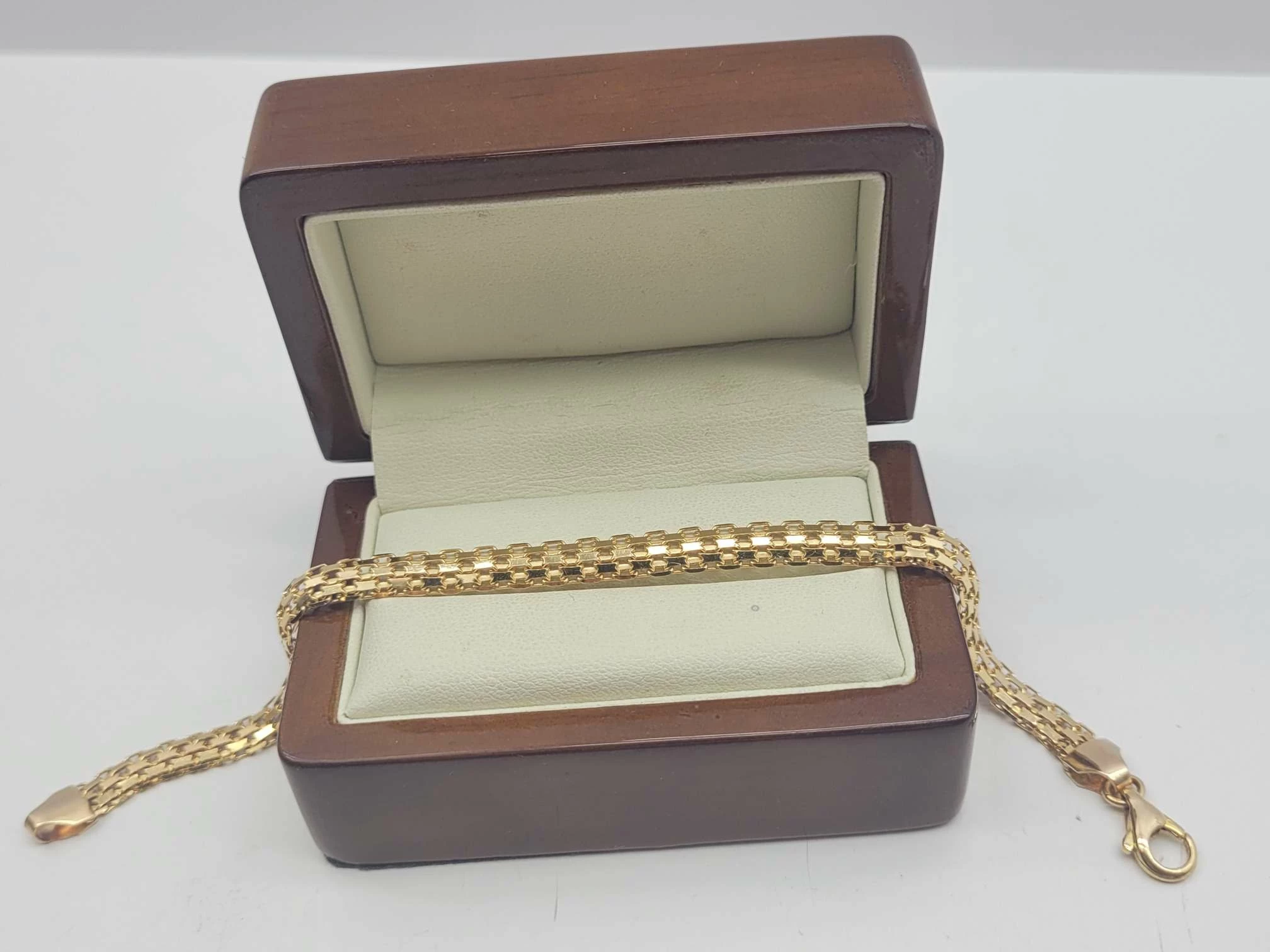 piekna-zlota-bransoletka-585709-marka-inna-marka