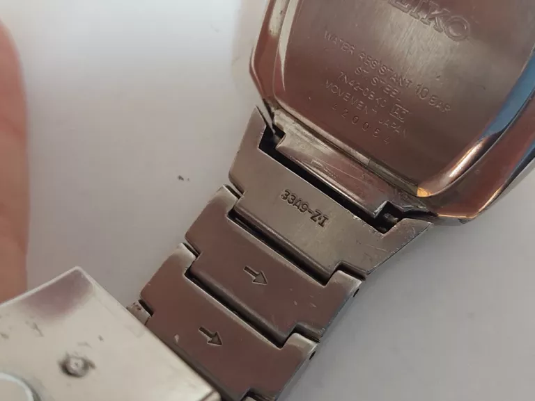 zegarek-meski-seiko-7n42-0bk0-bransoleta-wodoszczelnosc-100m-wr100
