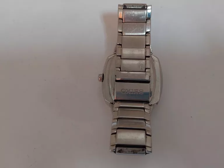 zegarek-meski-seiko-7n42-0bk0-bransoleta-mechanizm-kwarcowy