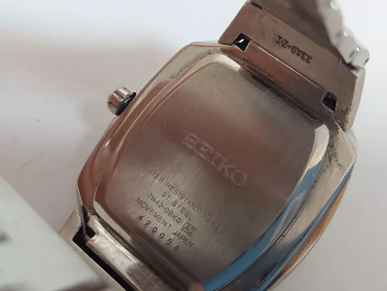 zegarek-meski-seiko-7n42-0bk0-bransoleta-funkcje-datownik