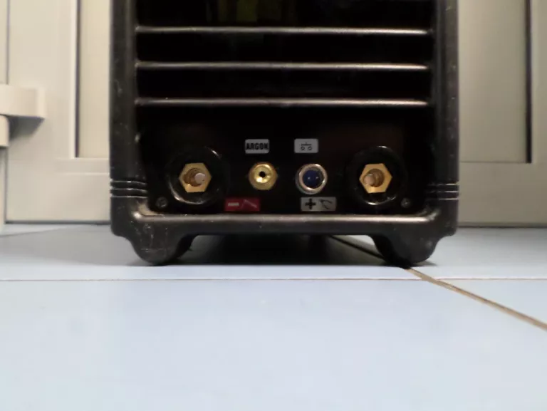 spawarka-flora-dekatech-tig-200-kod-producenta-tig-200